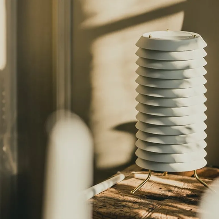 Santa & Cole Maija 15 bordslampa, nude rose