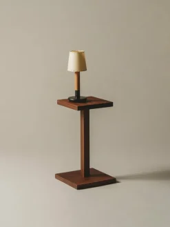 Santa & Cole Peana Molina sidobord, valnöt