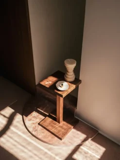 Santa & Cole Peana Molina sidobord, valnöt