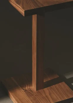 Santa & Cole Peana Molina sidobord, valnöt