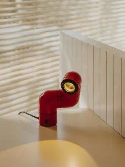 Santa & Cole Tatu bordslampa, röd