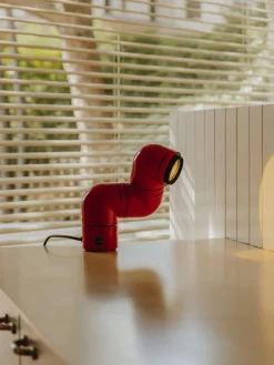 Santa & Cole Tatu bordslampa, röd