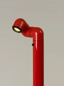 Santa & Cole Tatu Pie golvlampa, röd