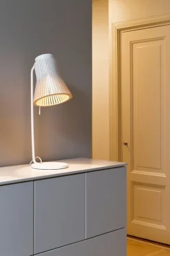 Secto Design Petite 4620 bordslampa, vit