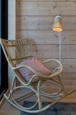 Secto Design Petite 4610 golvlampa, björk