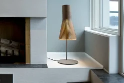 Secto Design Secto 4220 bordslampa, valnöt