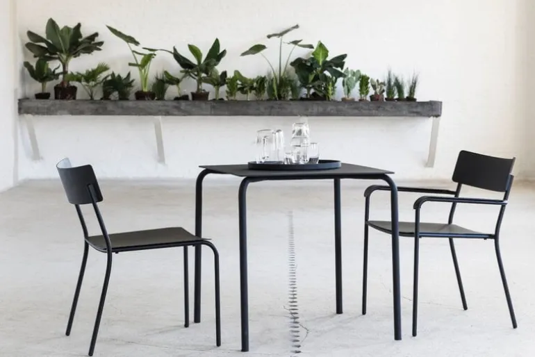 Serax August smal stol, svart