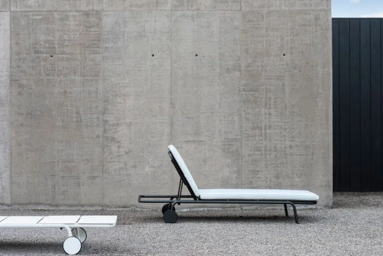 Serax August solsäng, svart