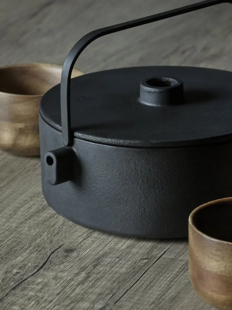 Serax Collage tekanna, gjutjärn