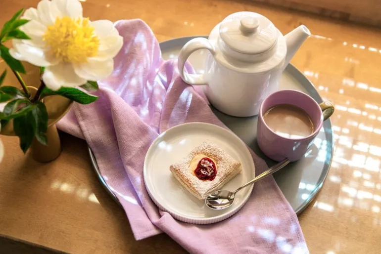 Stelton EM serveringsbricka, 40 cm, mattgrön