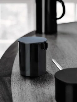 Stelton EM77 termoskanna 1 l, svart