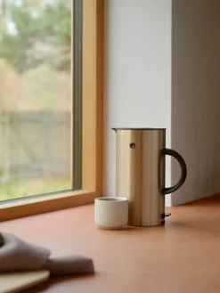 Stelton EM77 vattenkokare, borstad mässing