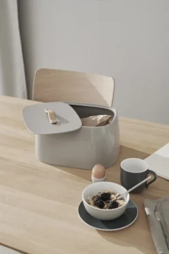 Stelton Emma brödlåda, grå