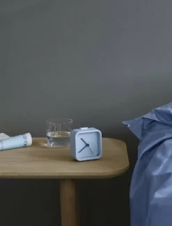 Stelton Okiru väckarklocka, ljusblå