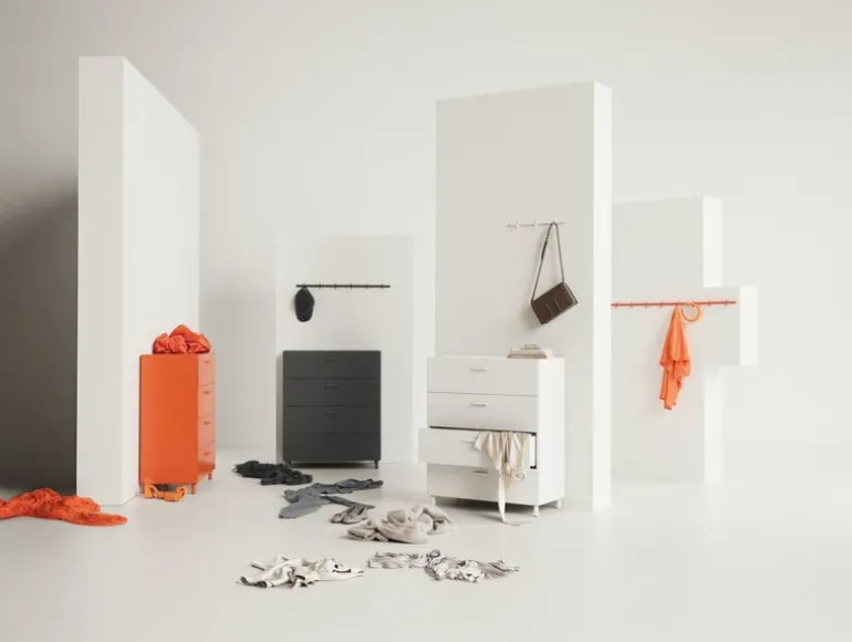 String Furniture Relief byrå med ben, bred, orange