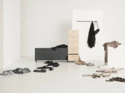 String Furniture Relief klädstång med krokar, medium, 82 cm, grå