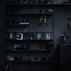 String Furniture String golvgavel 200 x 30 cm, 1-pack, svart