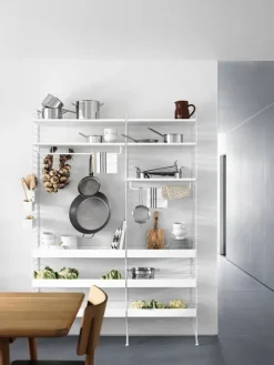 String Furniture String metallhylla, 58 x 30 cm, hög, vit