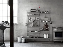 String Furniture String metallhylla, 58 x 30 cm, låg, grå