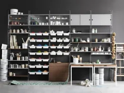 String Furniture String vitrinskåp, 78 x 30 cm, grå