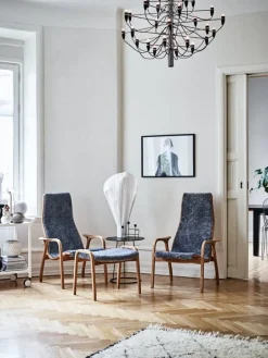 Swedese Lamino fåtölj, fårskinn, kolgrå