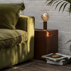 Tala Knuckle bordslampa med Voronoi I-lampa, valnöt