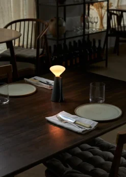 Tala Mantle bärbar lampa, granitsvart