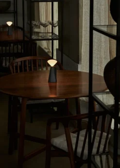 Tala Mantle bärbar lampa, granitsvart