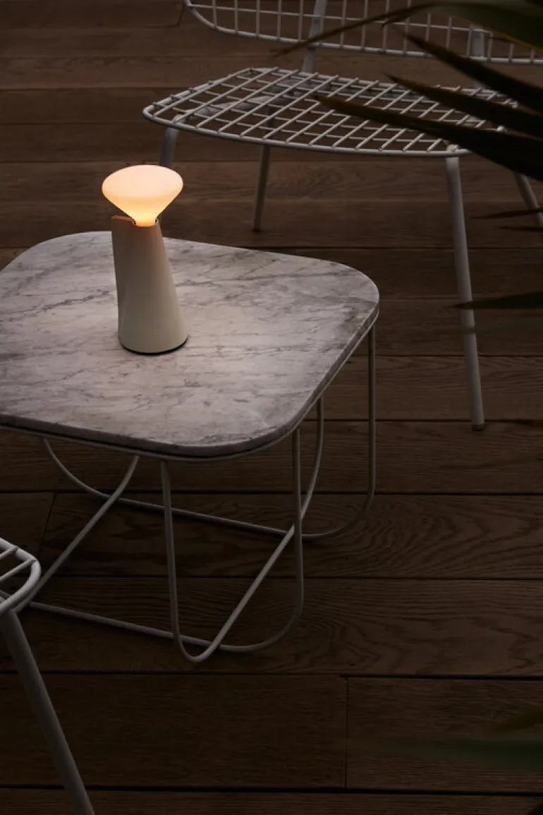 Tala Mantle bärbar lampa, stenvit