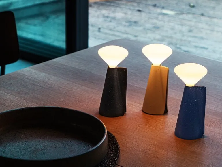 Tala Mantle bärbar lampa, stenvit