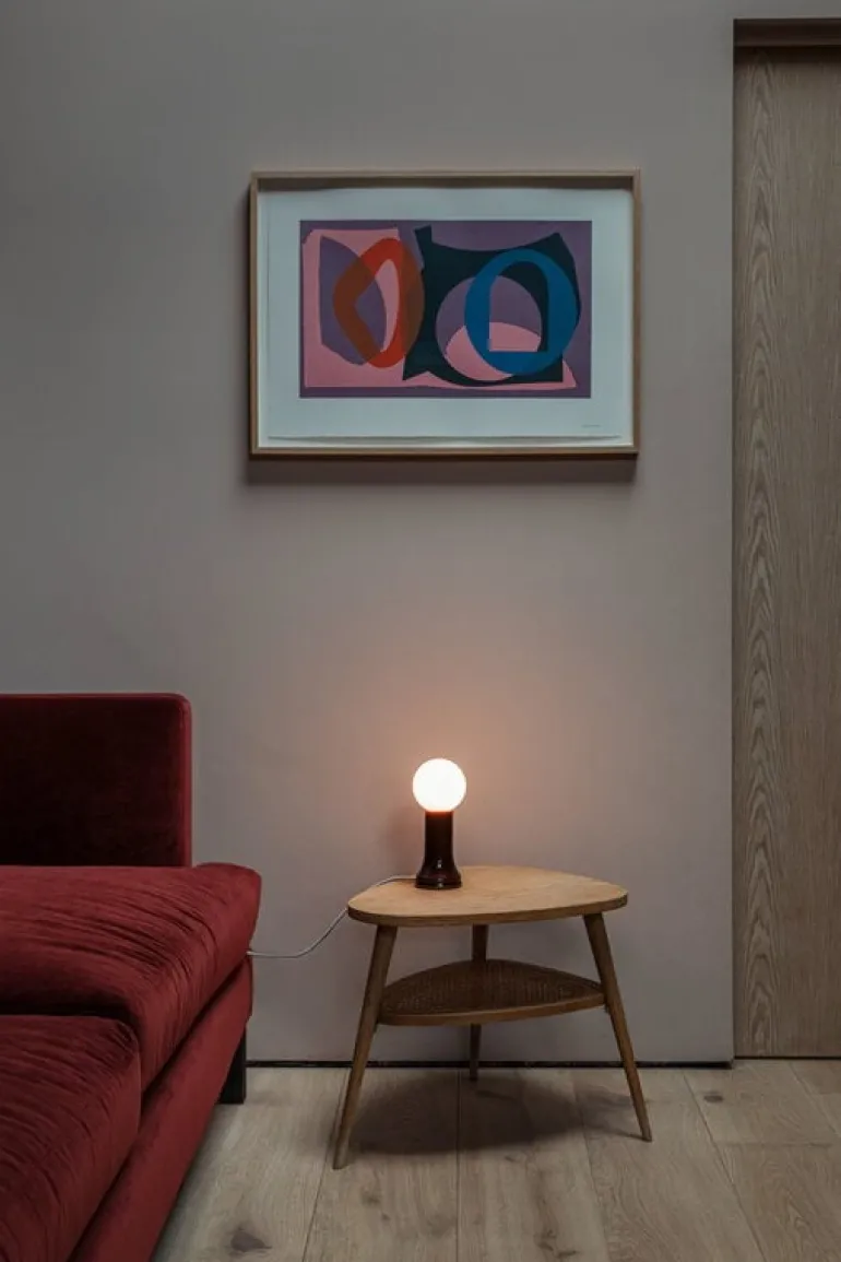 Tala Shore bordslampa, buteljbrun