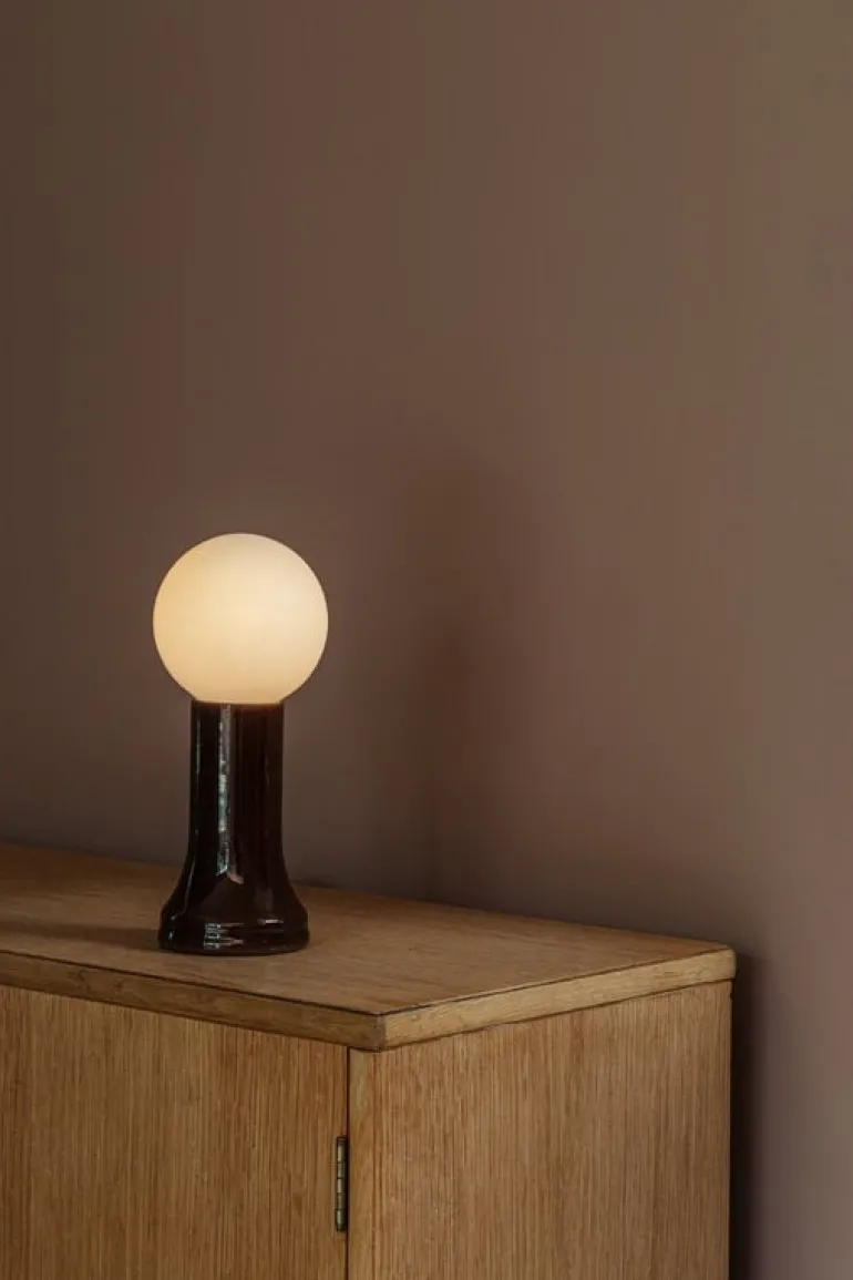 Tala Shore bordslampa, buteljbrun