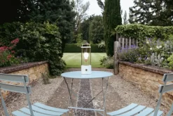 Tala The Muse bärbar lampa, candlenut white