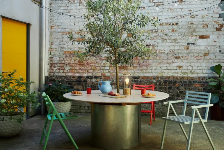 Tala The Muse bärbar lampa, mässing