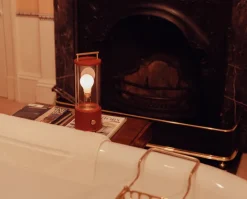 Tala The Muse bärbar lampa, Pomona Red