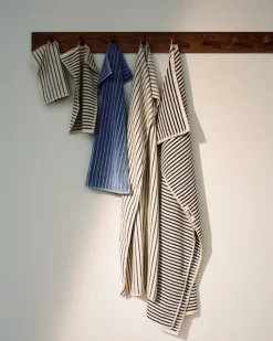 Tekla Badhandduk, kodiakbruna ränder