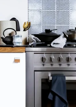 The Organic Company Kökshandduk, mörkgrå