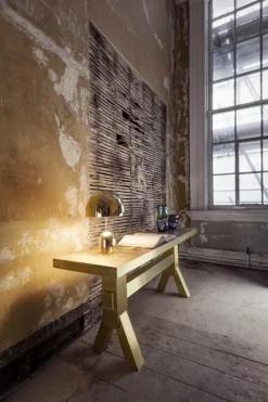 Tom Dixon Bell bordslampa, LED, guld