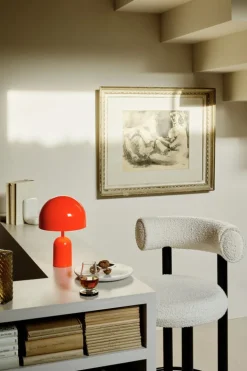 Tom Dixon Bell bärbar LED-bordslampa, fluoro