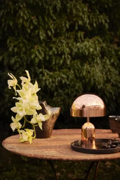 Tom Dixon Bell bärbar LED-bordslampa, koppar