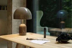 Tom Dixon Bell bärbar LED-bordslampa, taupe