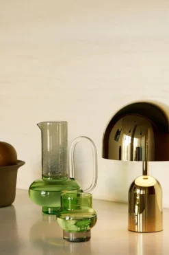 Tom Dixon Bell bärbar LED-bordslampa, guld