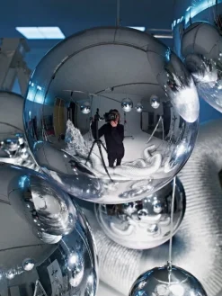 Tom Dixon Mirror Ball LED-pendel, 40 cm, silver