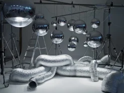 Tom Dixon Mirror Ball LED-pendel, 25 cm, silver