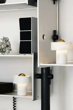 Tom Dixon Stone bärbar LED-bordslampa, vit marmor