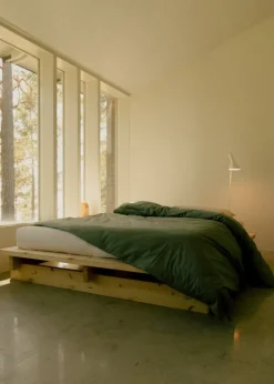 Vaarnii 017 Aamu, sängram, 180 cm, furu