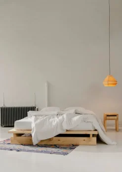 Vaarnii 017 Aamu, sängram, 160 cm, furu