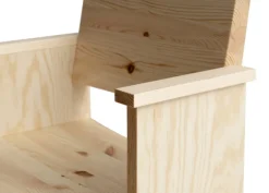 Vaarnii 016 Maasto matstol med armstöd, furu