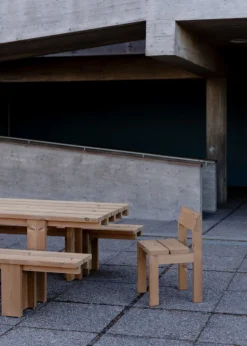 Vaarnii 013 Osa matstol för utomhusbruk, furu