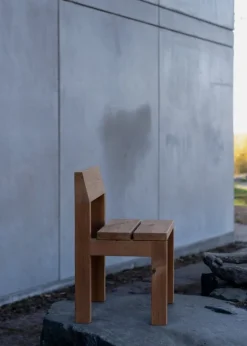 Vaarnii 013 Osa matstol för utomhusbruk, furu